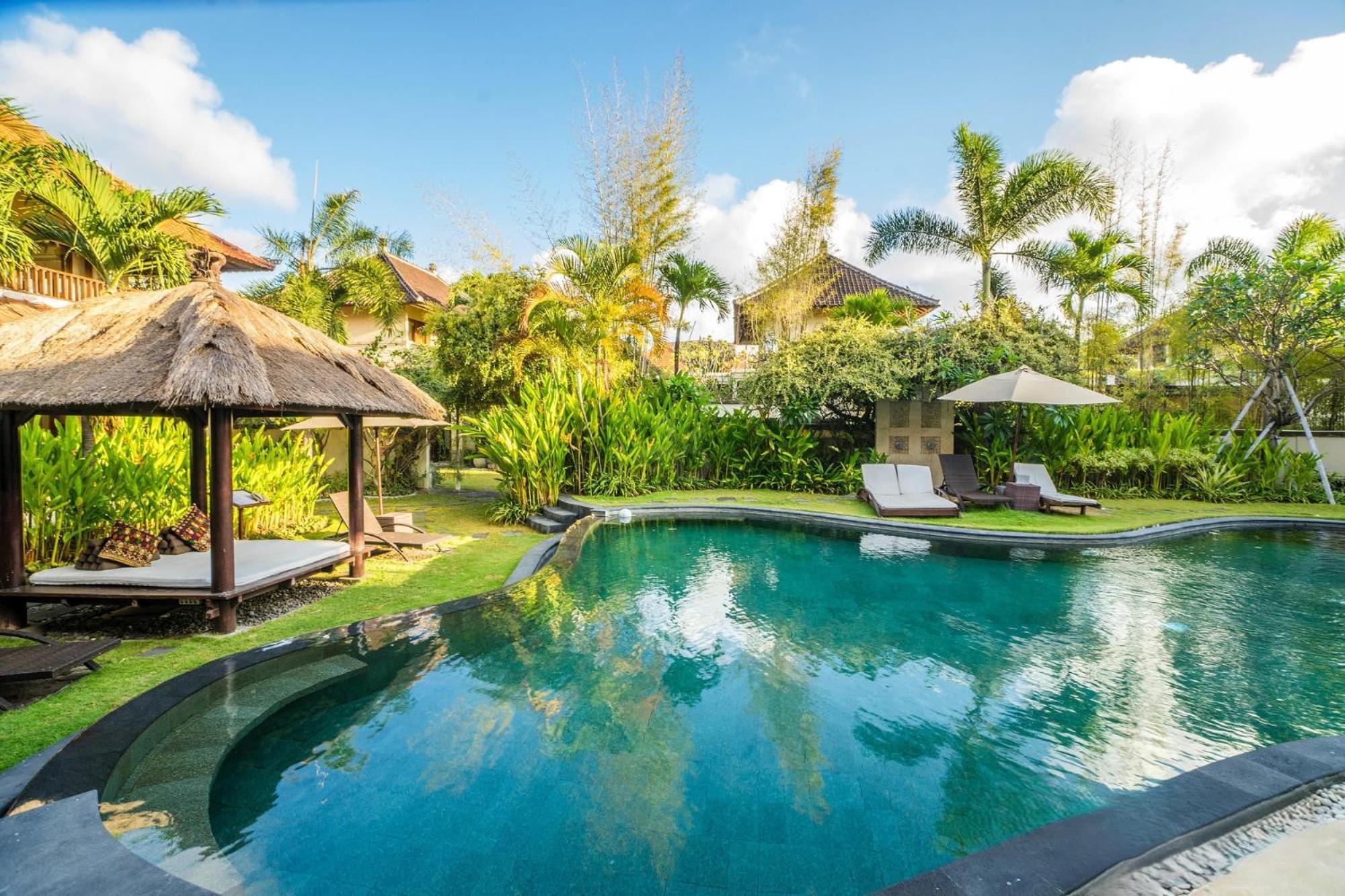 Villa Diana Bali 16 Bedrooms Seminyak Zewnętrze zdjęcie